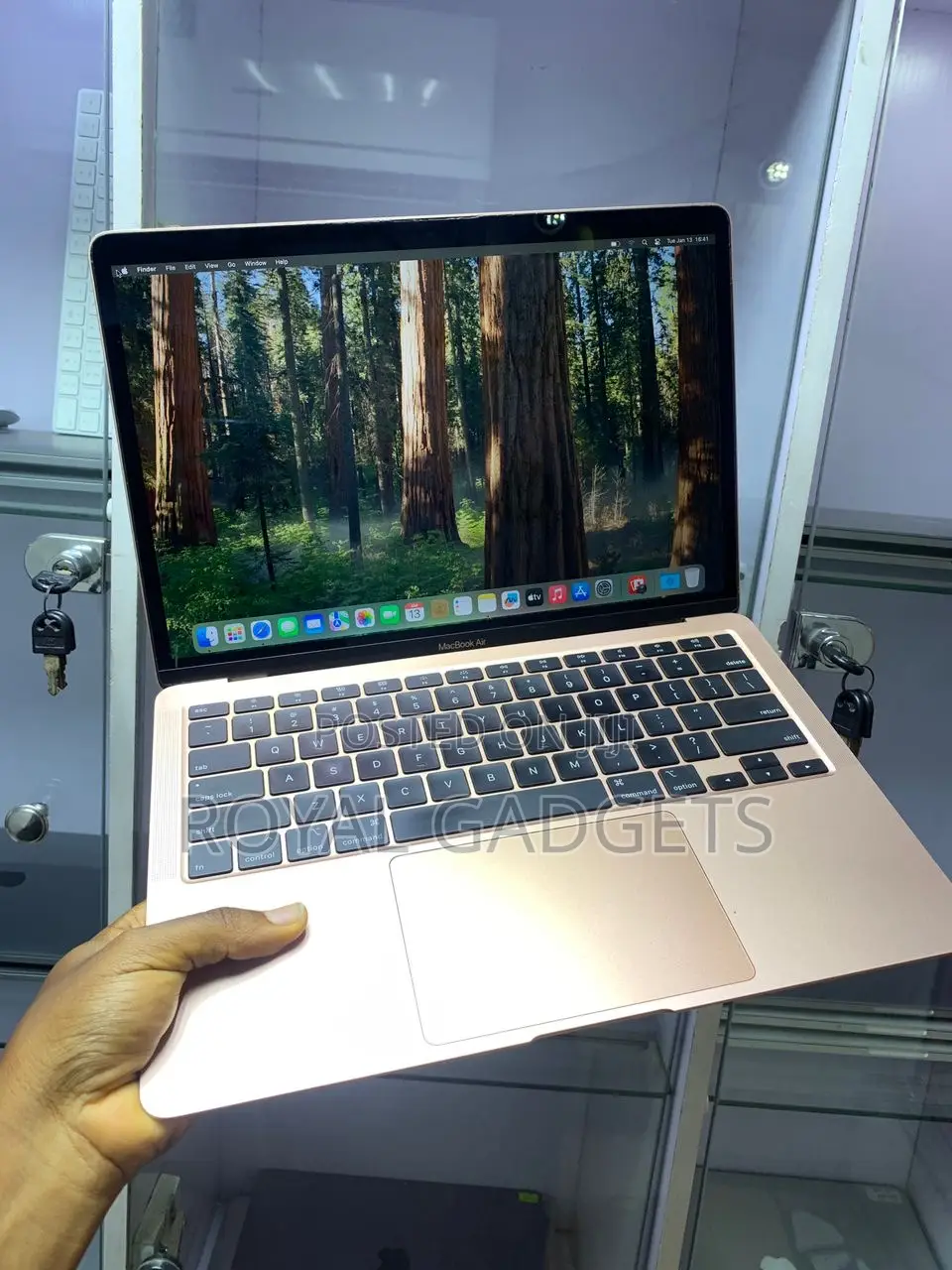 Laptop Apple MacBook Air 2020 8GB Intel Core i5 SSD 512GB