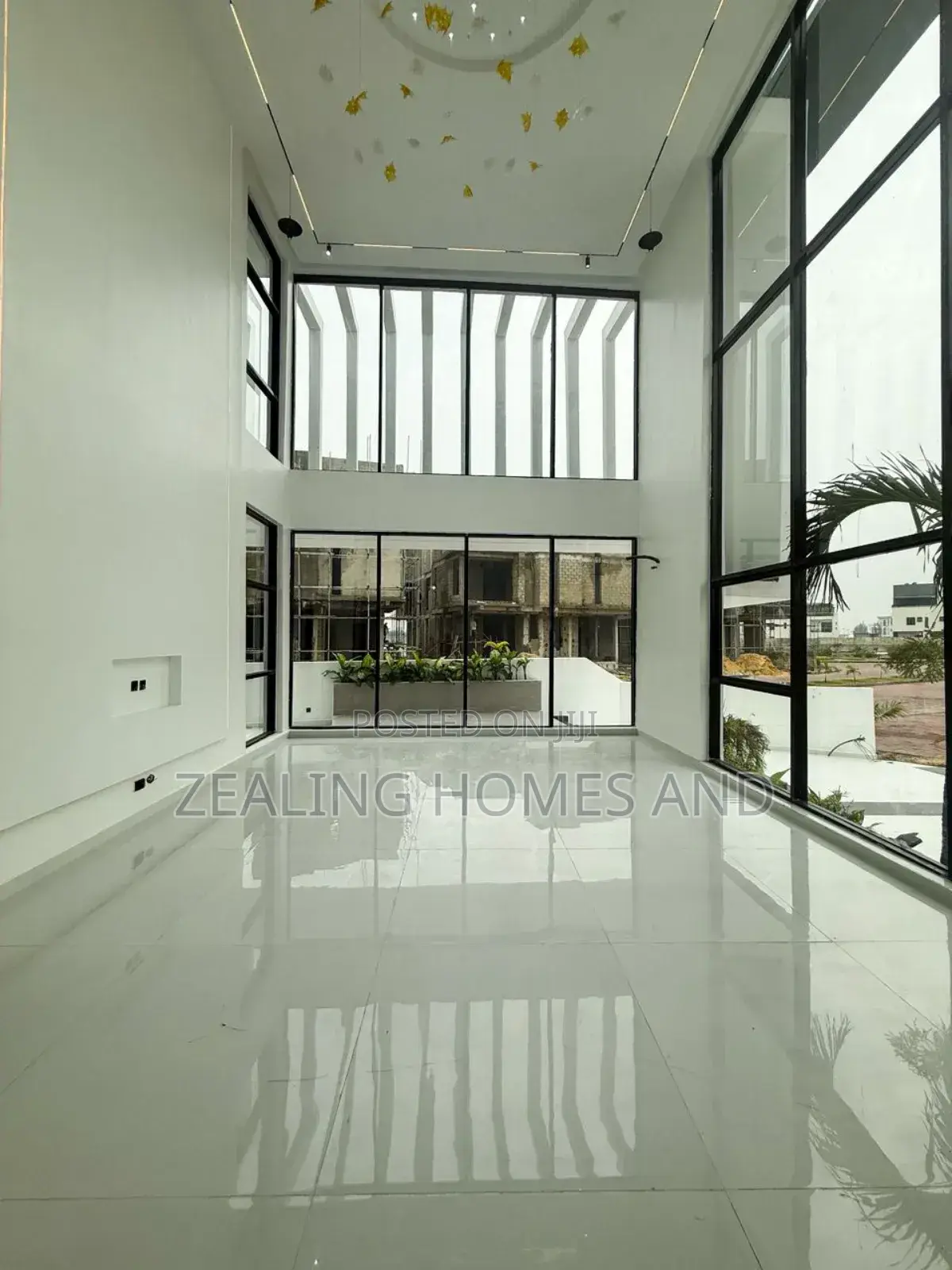 Furnished 5bdrm Duplex in Osapa London for sale