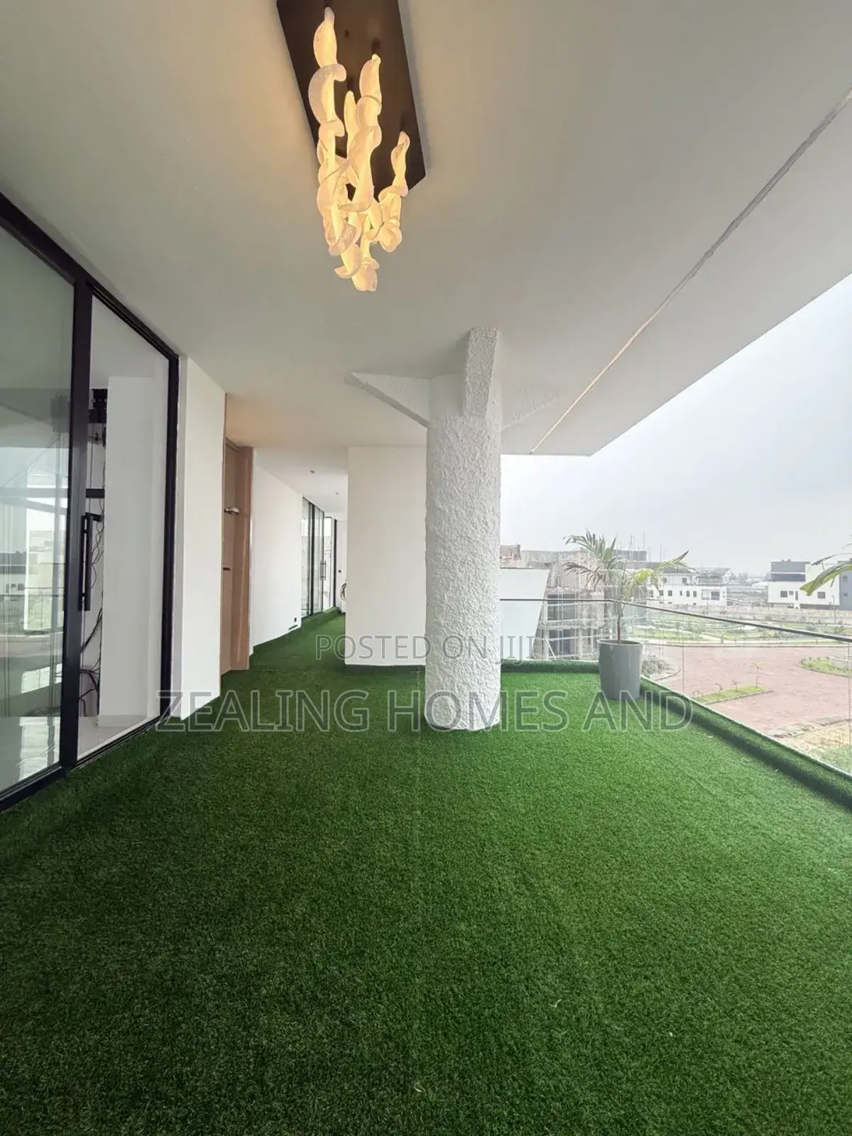 Furnished 5bdrm Duplex in Osapa London for sale