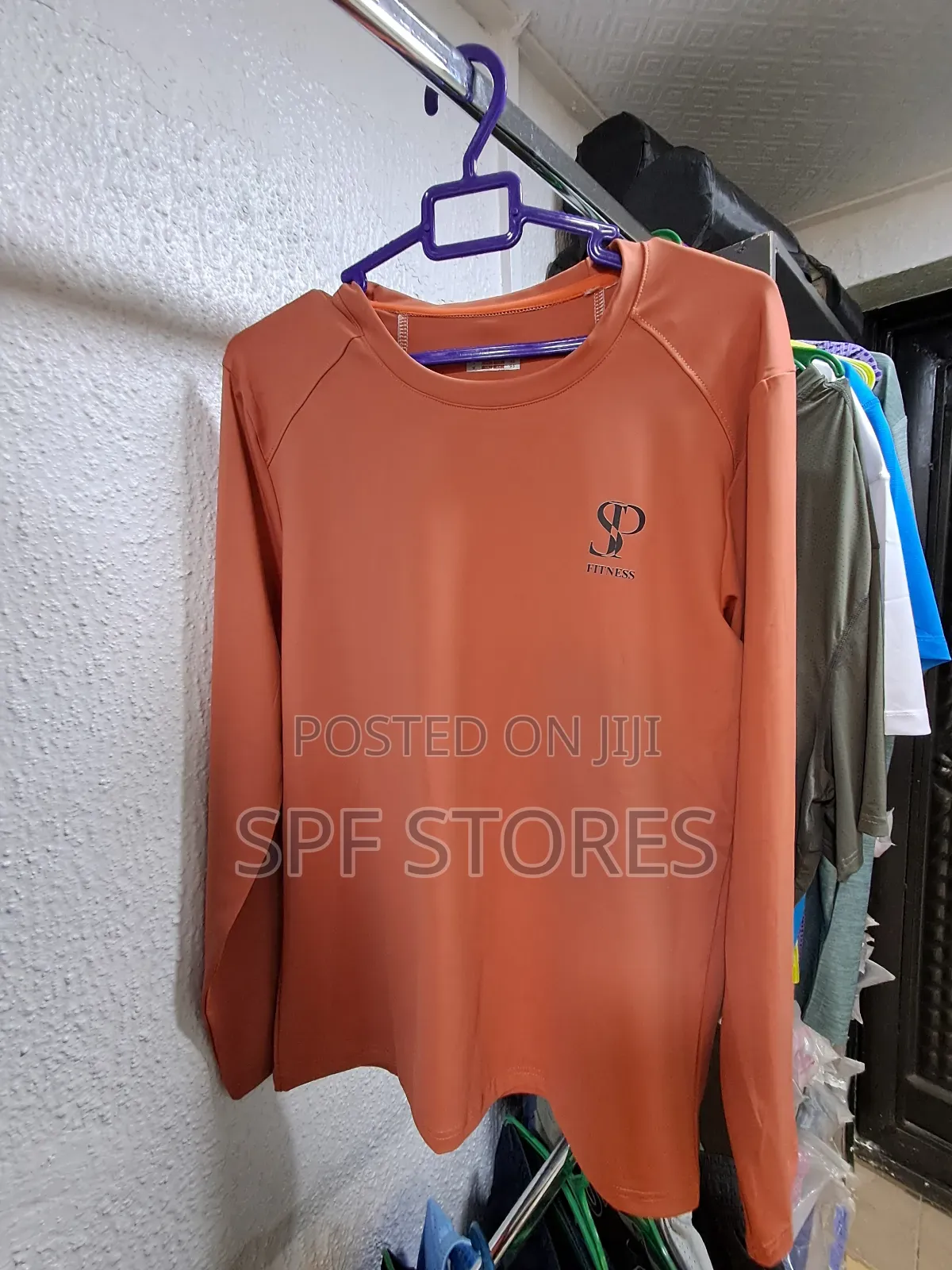 Sports Long-Sleeve Shirt
