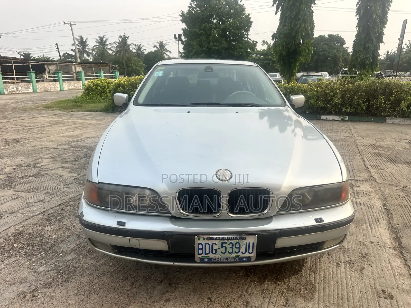 BMW 528i 2002 Silver