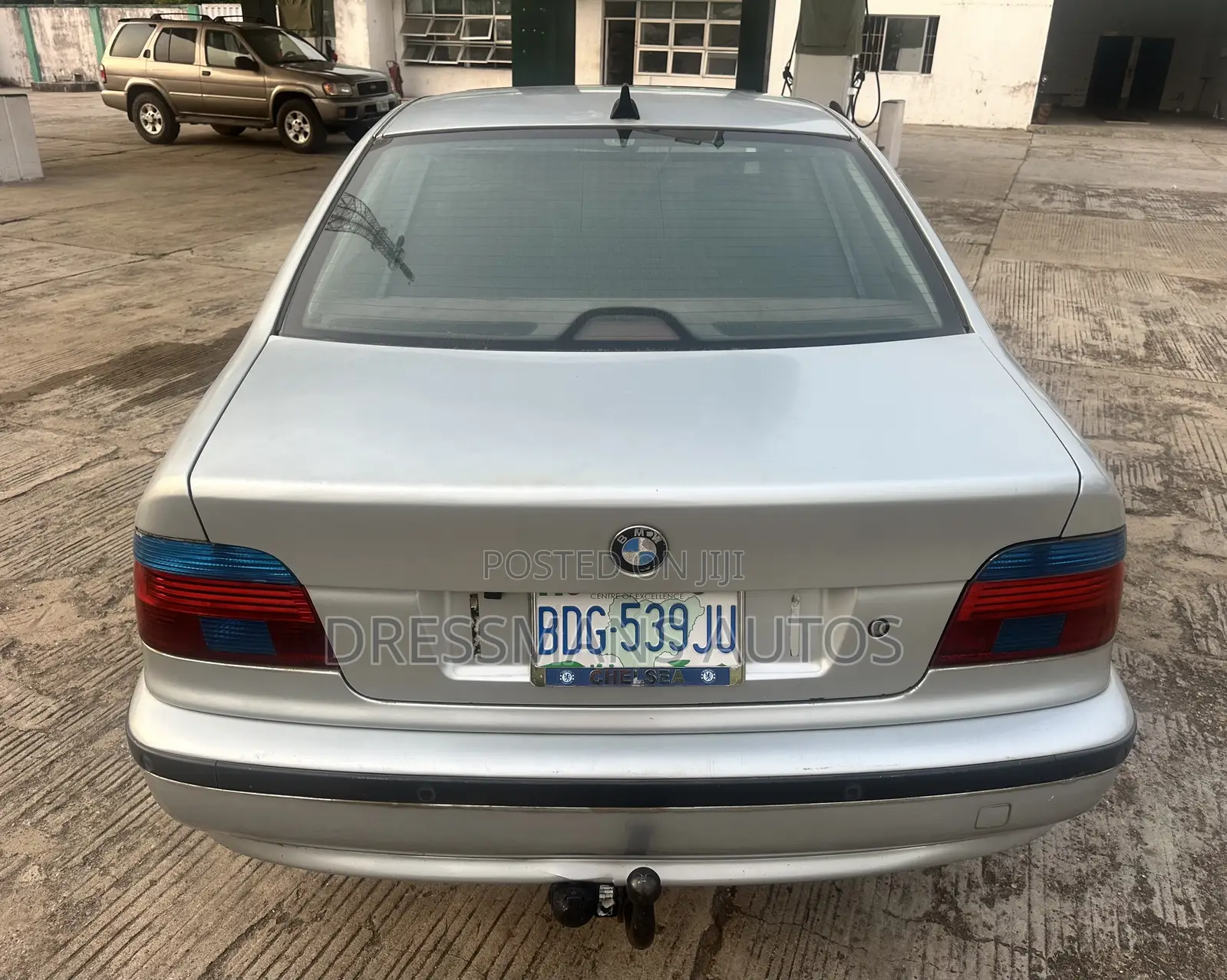 BMW 528i 2002 Silver