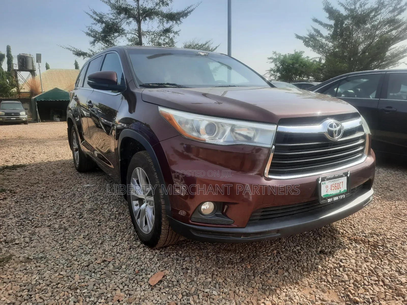 Toyota Highlander LE Plus V6 4x4 (3.5L 6cyl 6A) 2016 Burgundy
