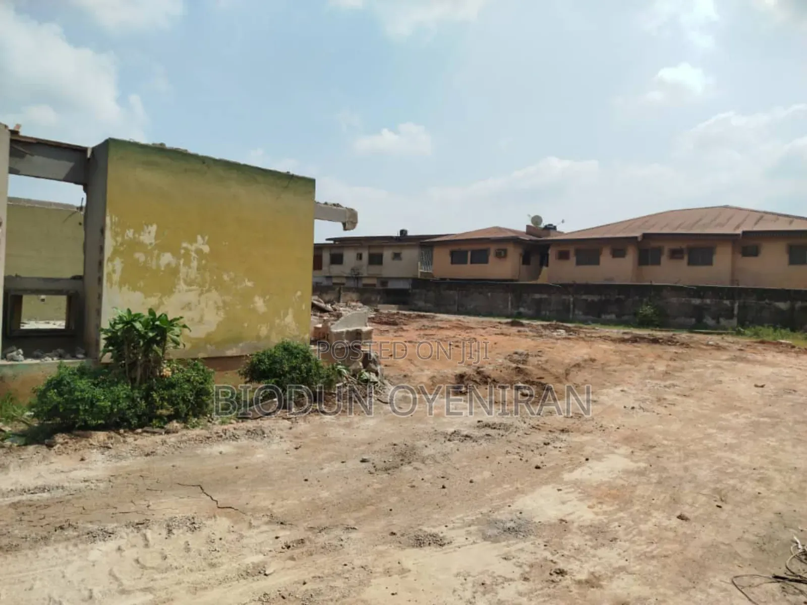 Full Plot for Sale Off Ogunlana Street Egbeda