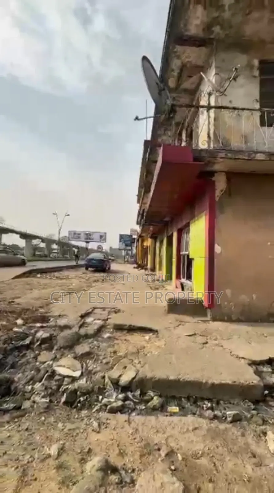 Renovatable or Demolishaabe Plaza for Sale at Station Road Ph