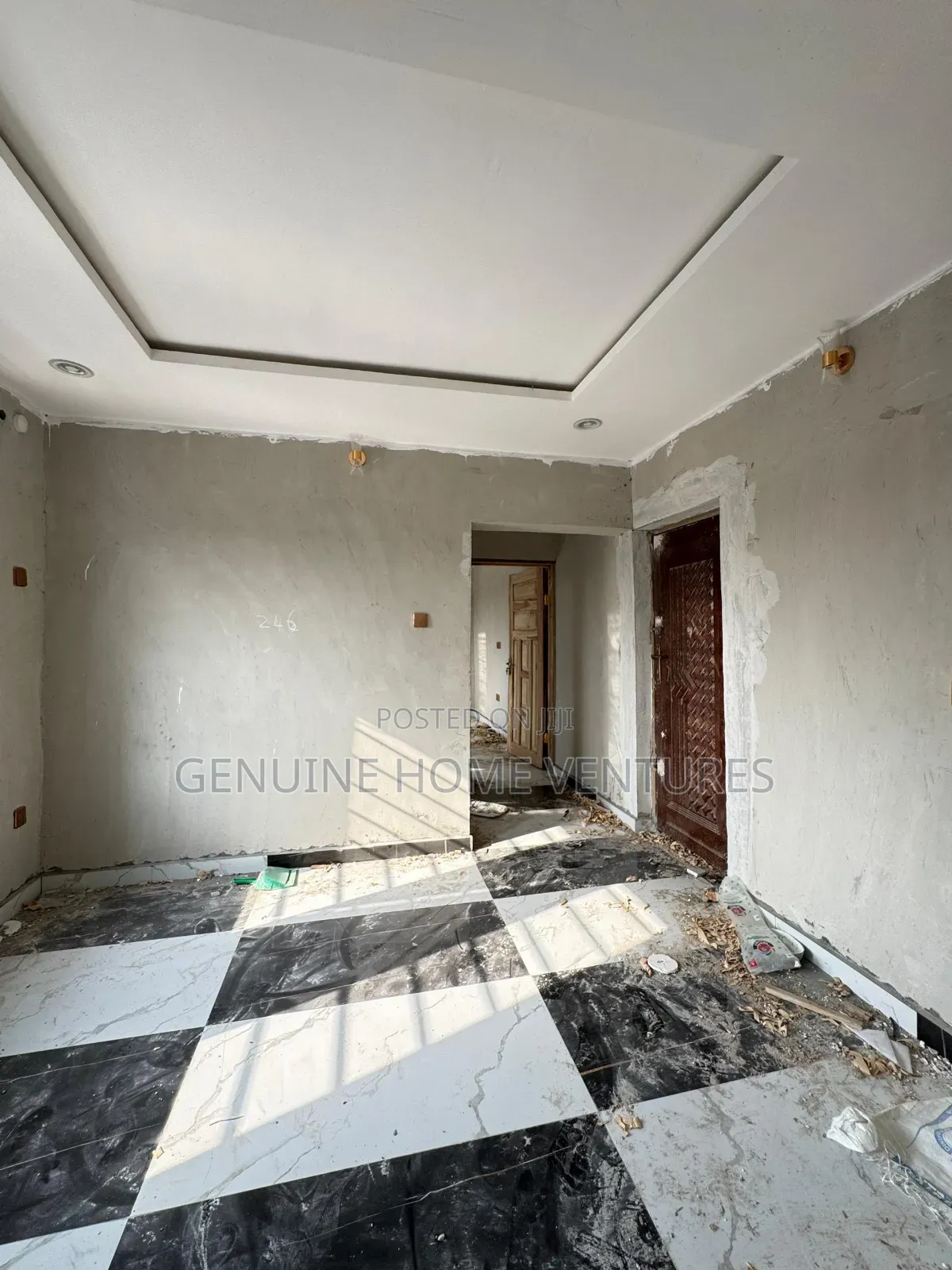 2bdrm Apartment in Surulere for sale