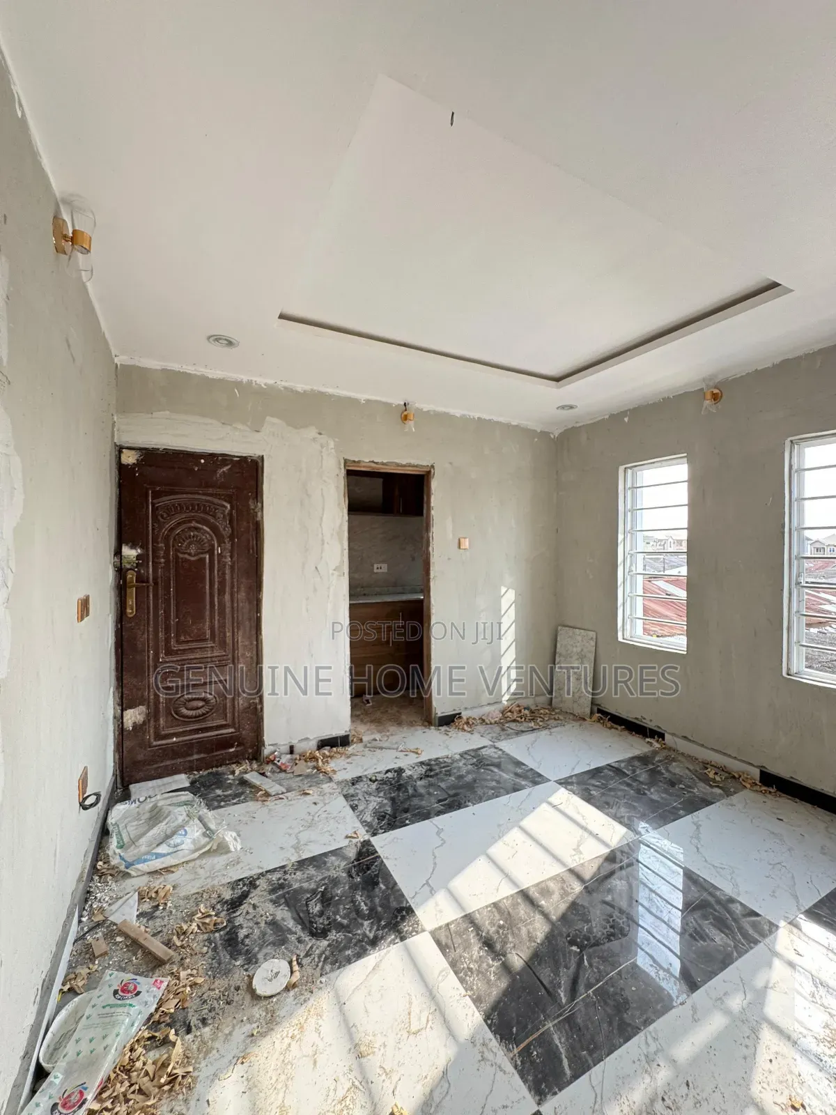 2bdrm Apartment in Surulere for sale