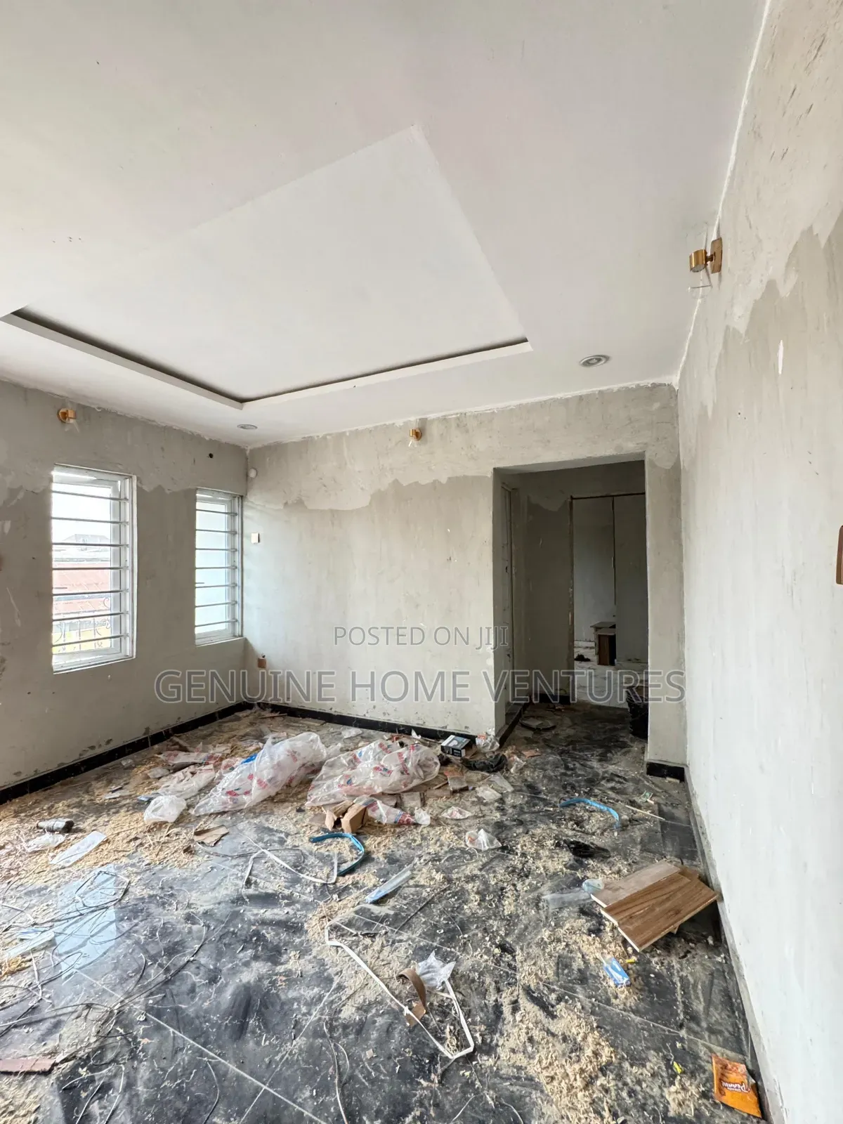2bdrm Apartment in Surulere for sale