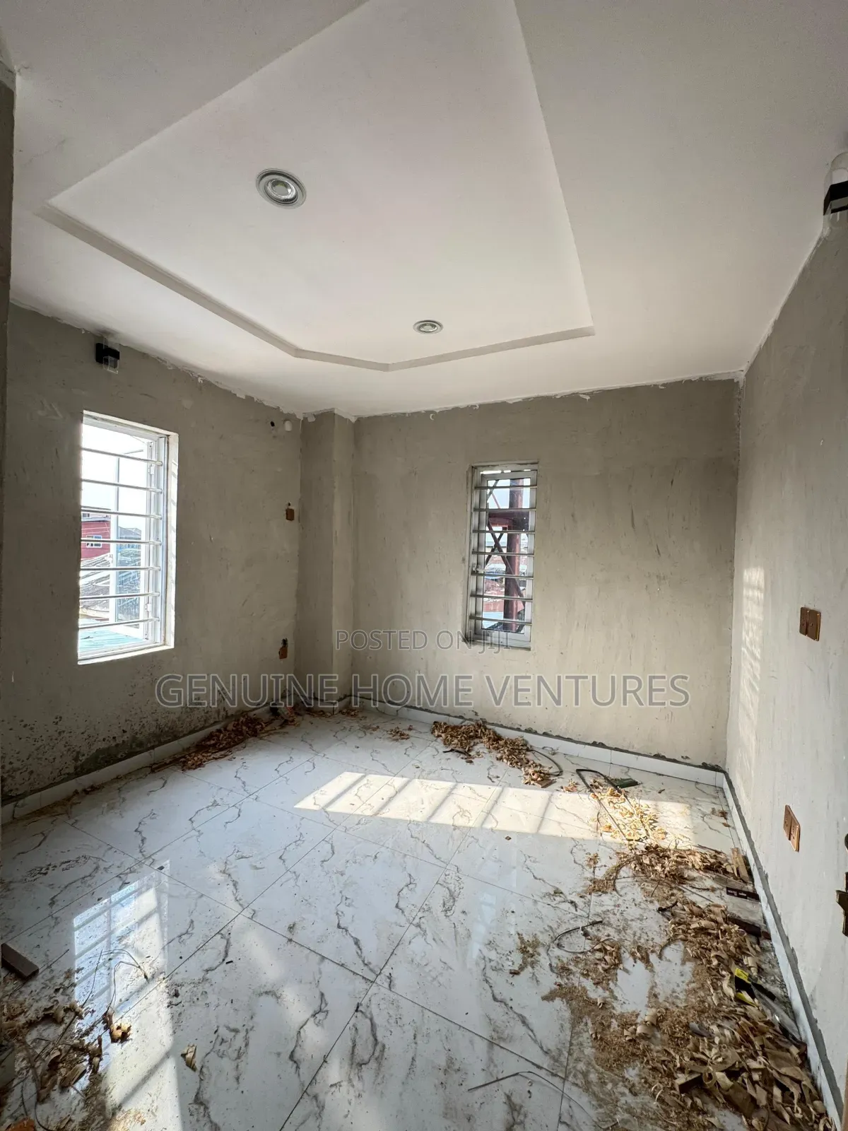 2bdrm Apartment in Surulere for sale
