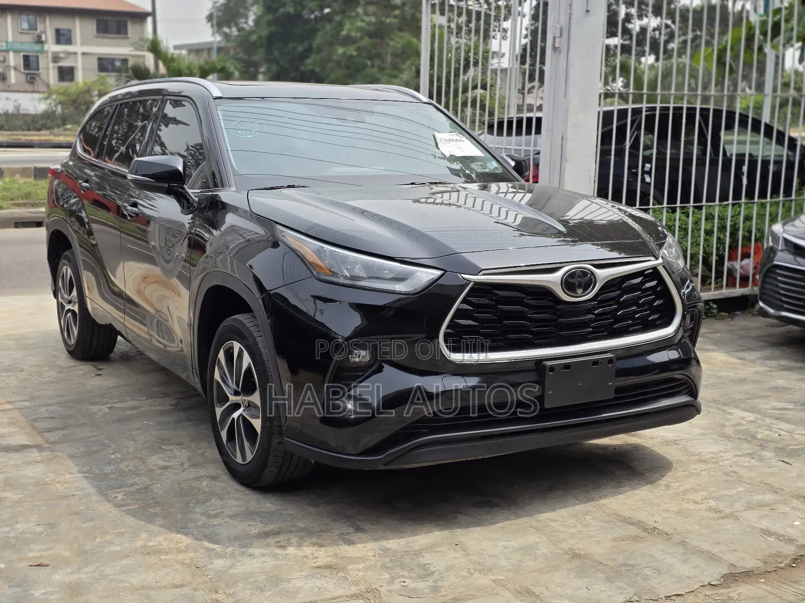 Toyota Highlander XLE FWD 2020 Black