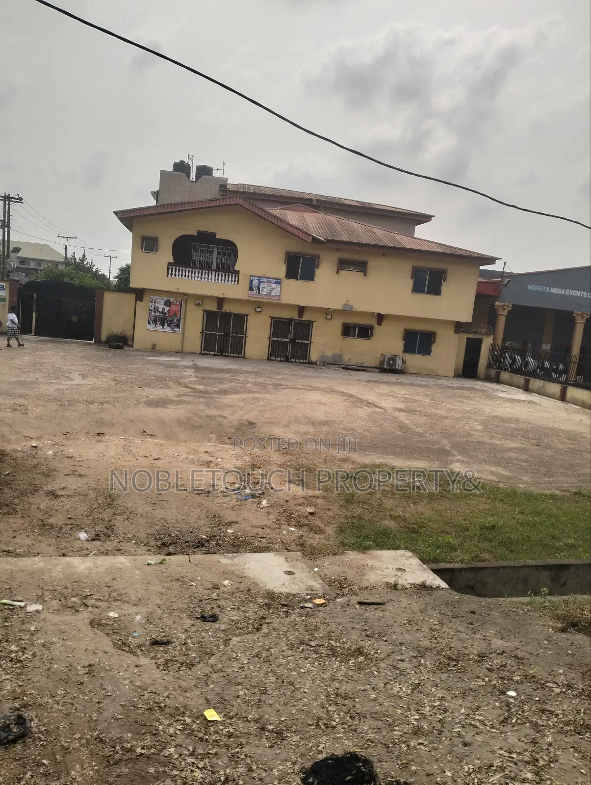 A Commercial Building Along Lasu Igando Road Igando Lagos