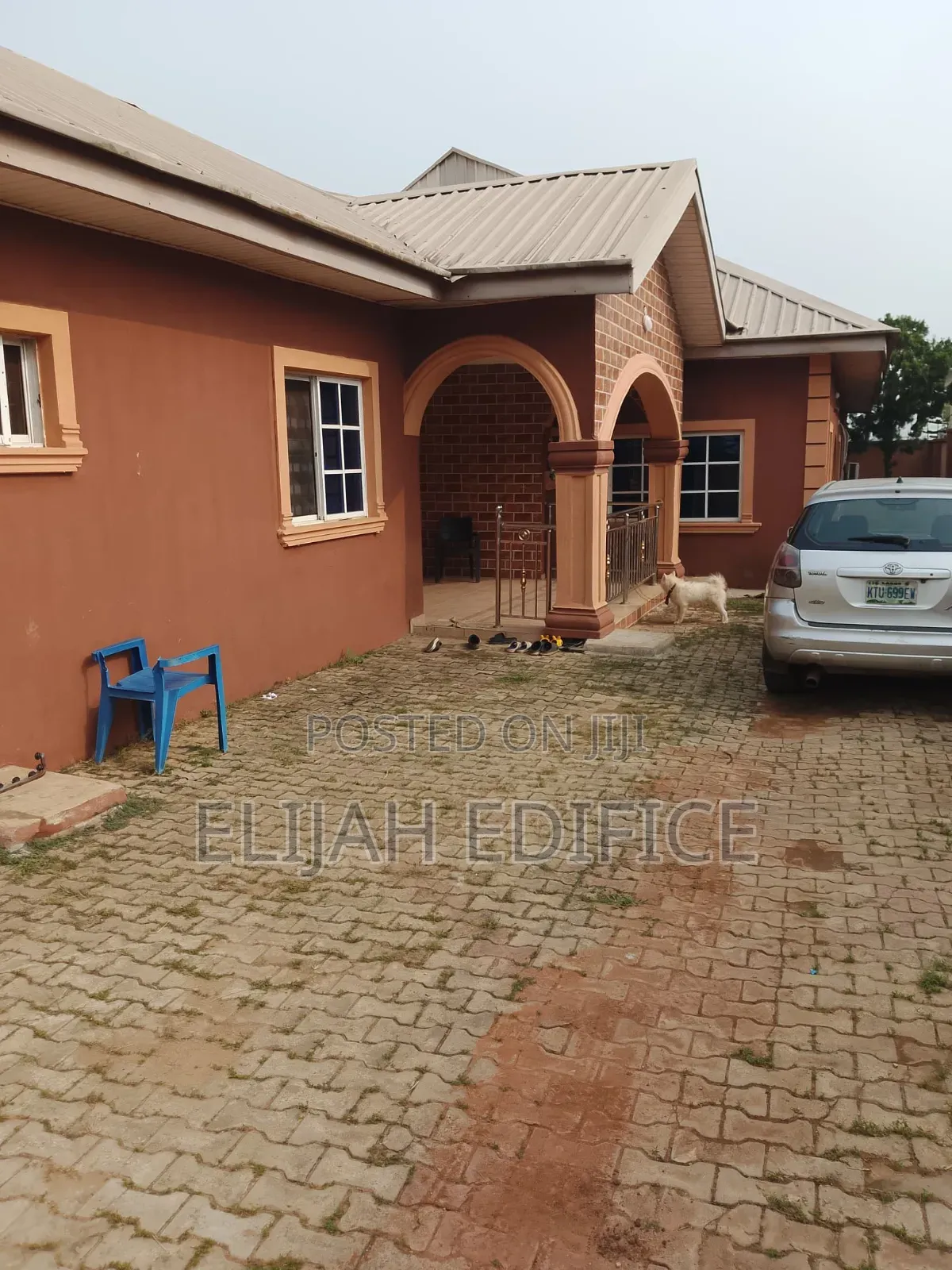 Furnished 4bdrm Bungalow in Oreyo, Ikorodu Garage for sale