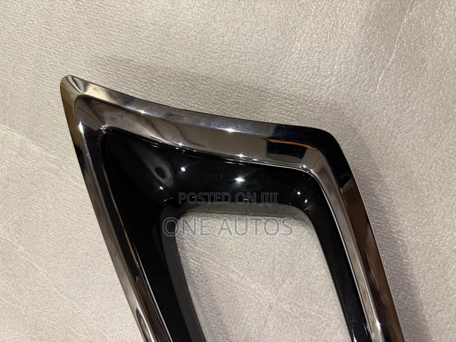 Toyota Urban Cruiser Fog Lamp Cover