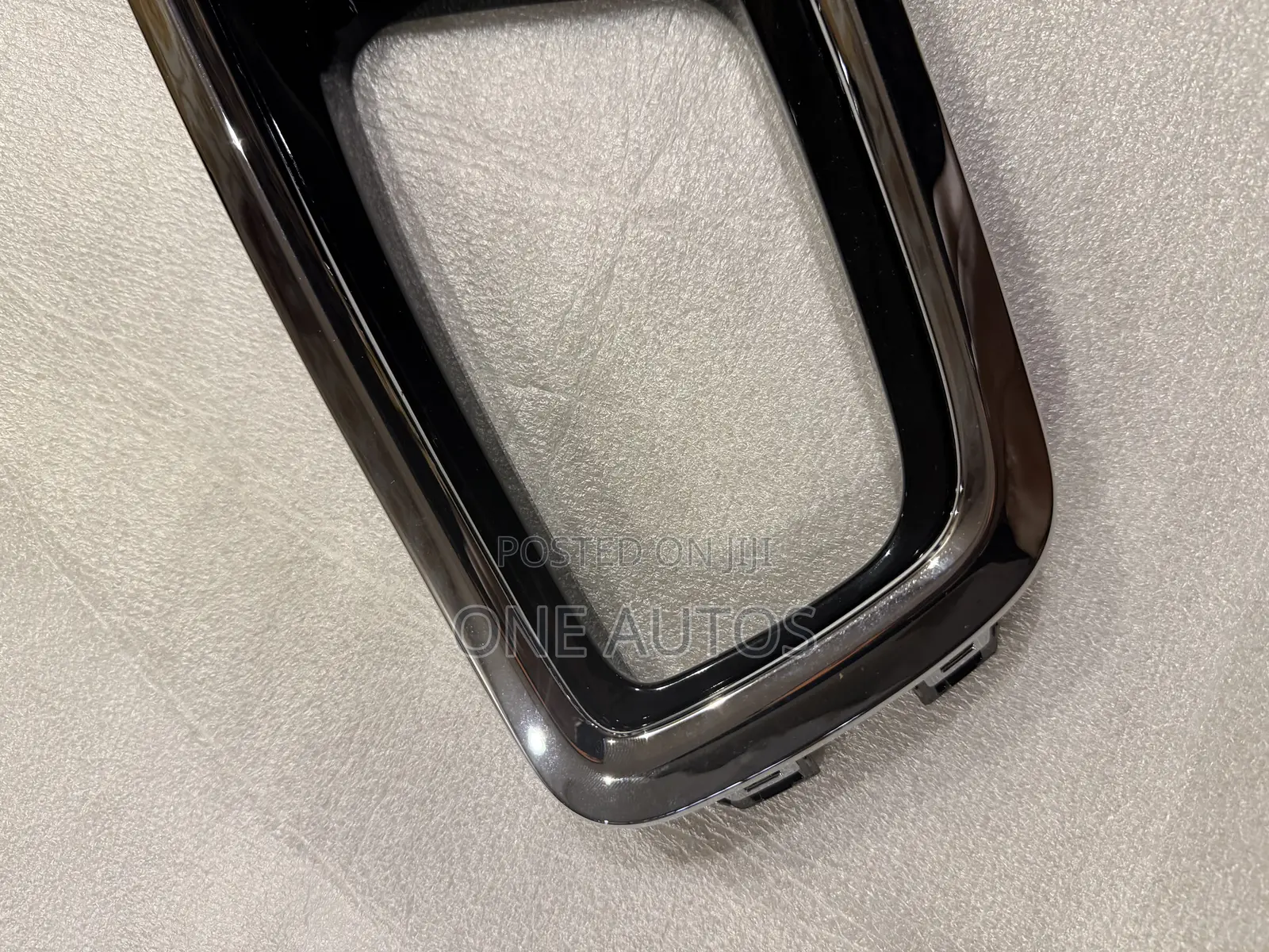 Toyota Urban Cruiser Fog Lamp Cover