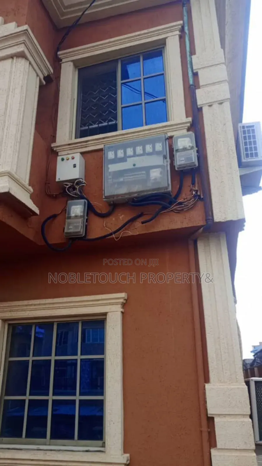2bdrm Block of Flats in Abaranje Ikotun for sale
