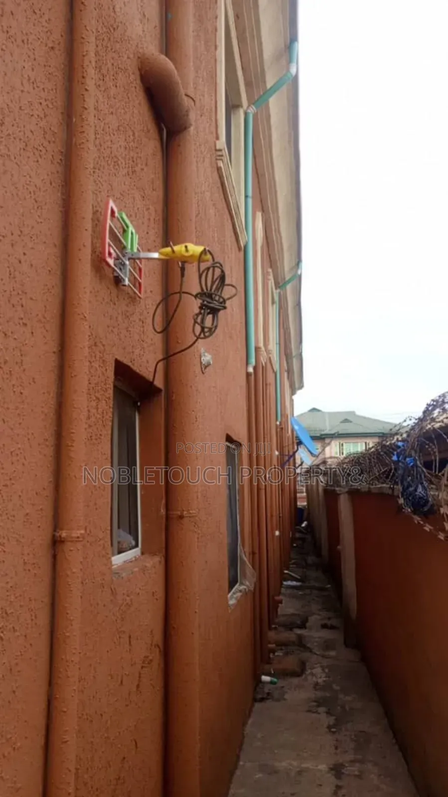 2bdrm Block of Flats in Abaranje Ikotun for sale