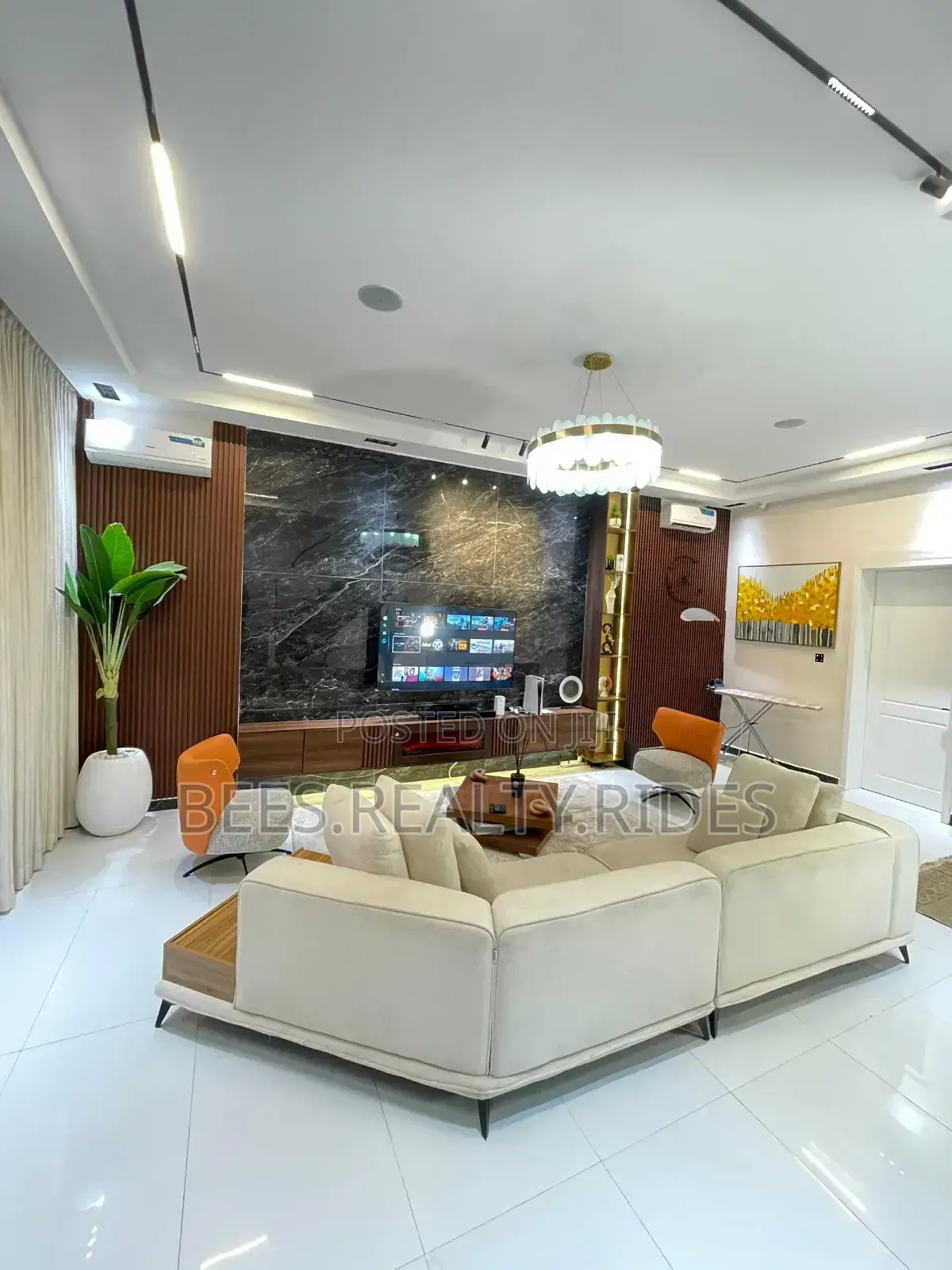 Brand New Automated 4 Bedroom With a Pool, Ps5 and Snooker Board