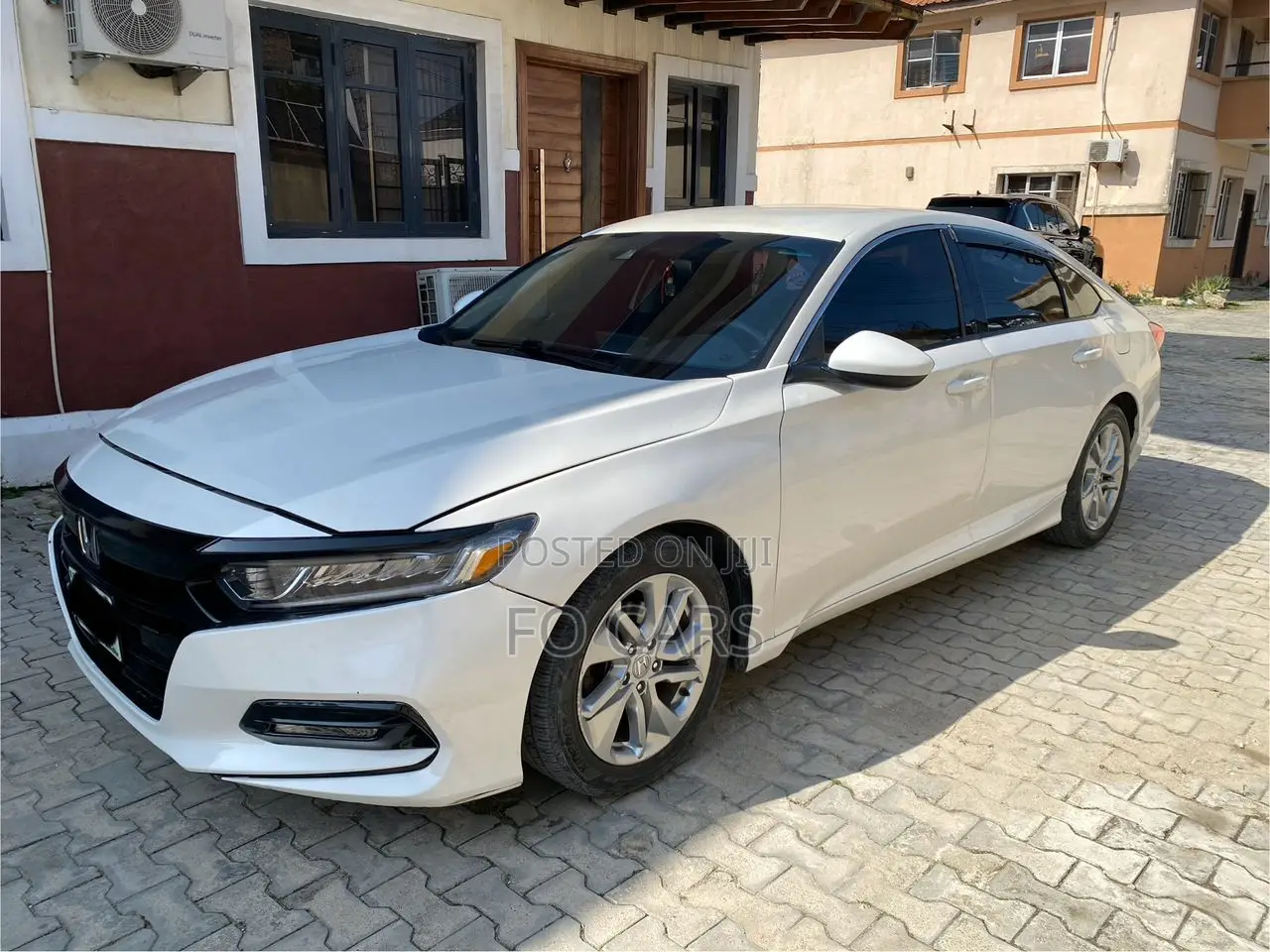 Honda Accord EX (1.5L 4cyl Turbo CVT) 2019 White