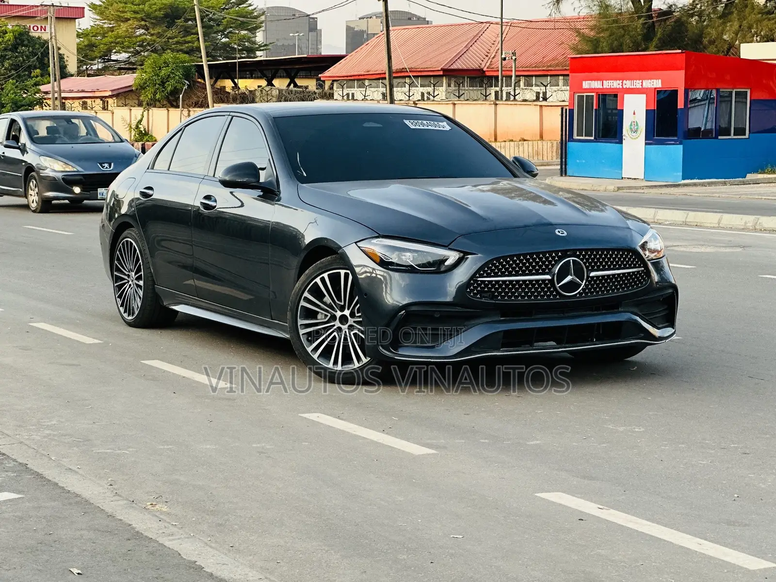 Mercedes-Benz C300 2024 Black