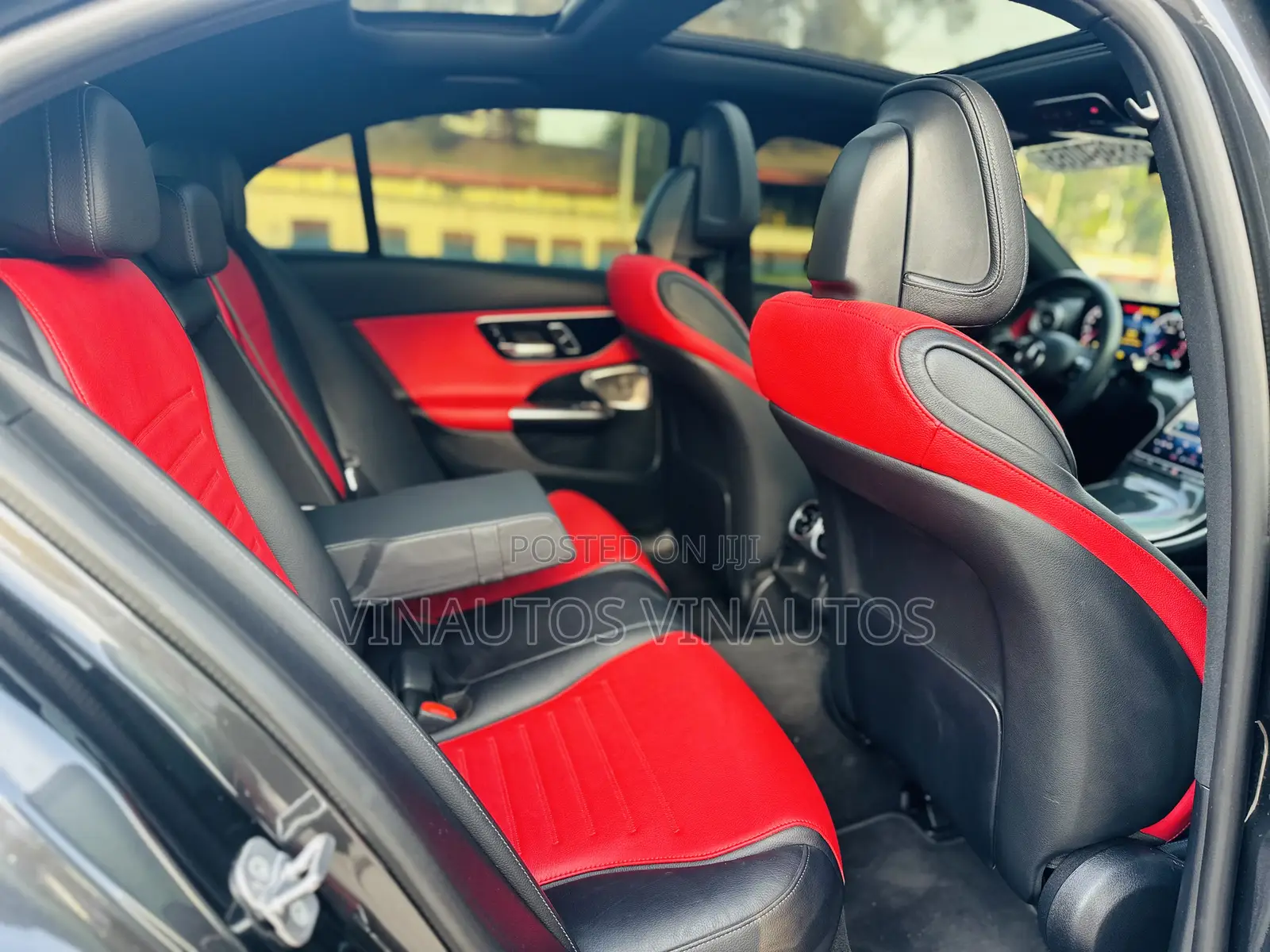 Mercedes-Benz C300 2024 Black