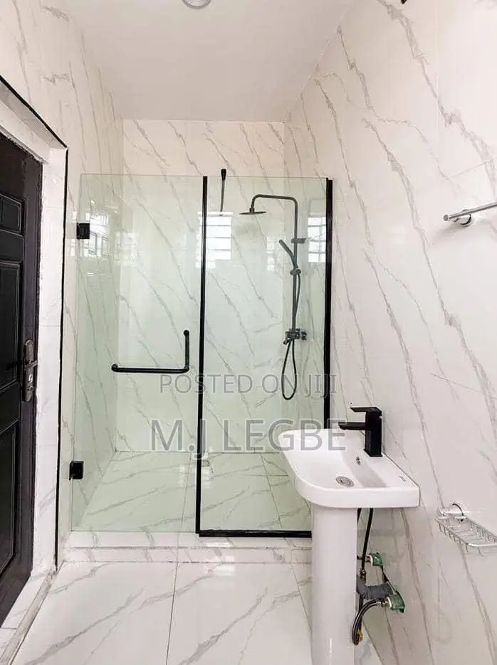 4bdrm Duplex in Ajah for sale