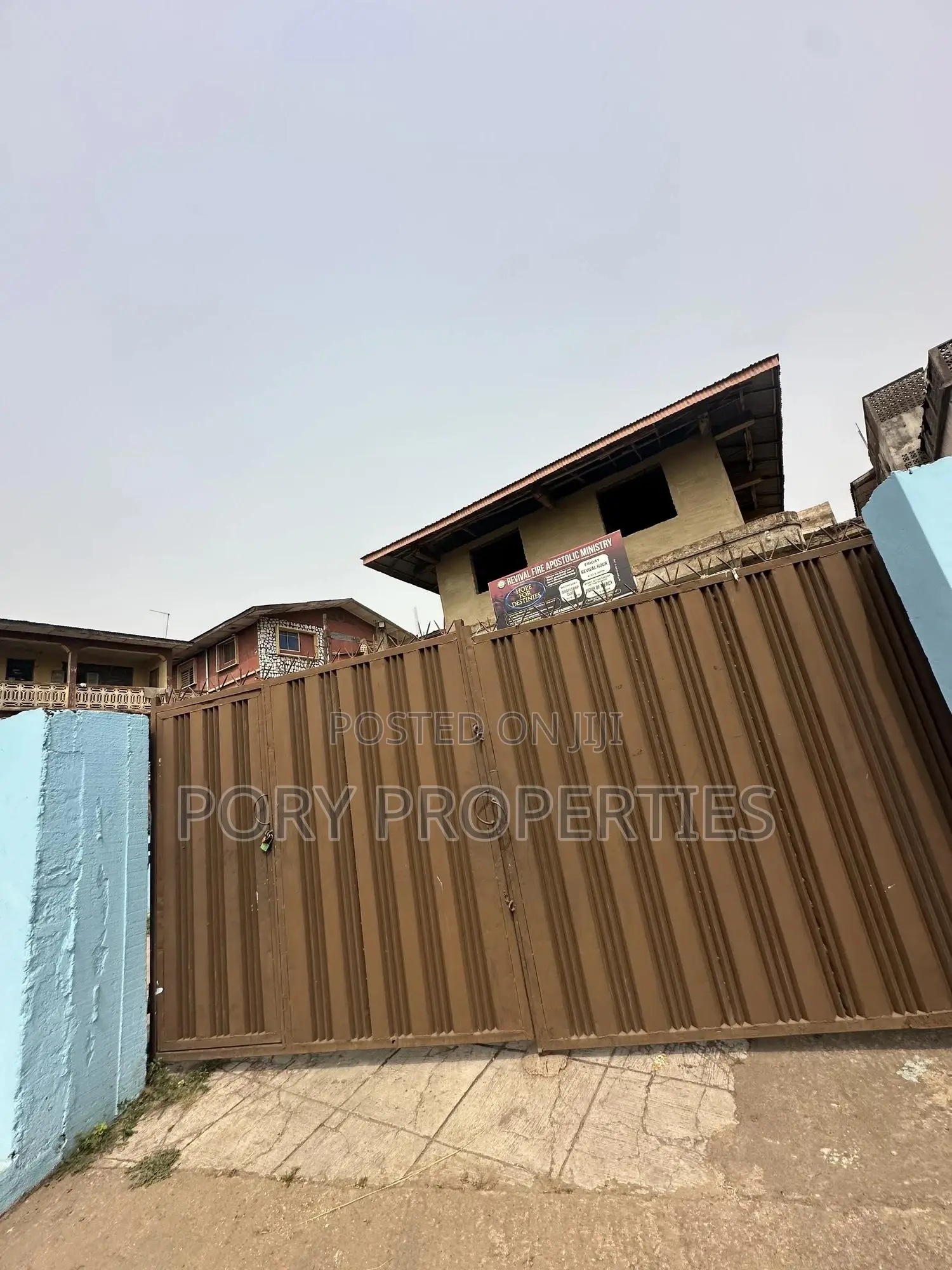 Commercial House for Sale