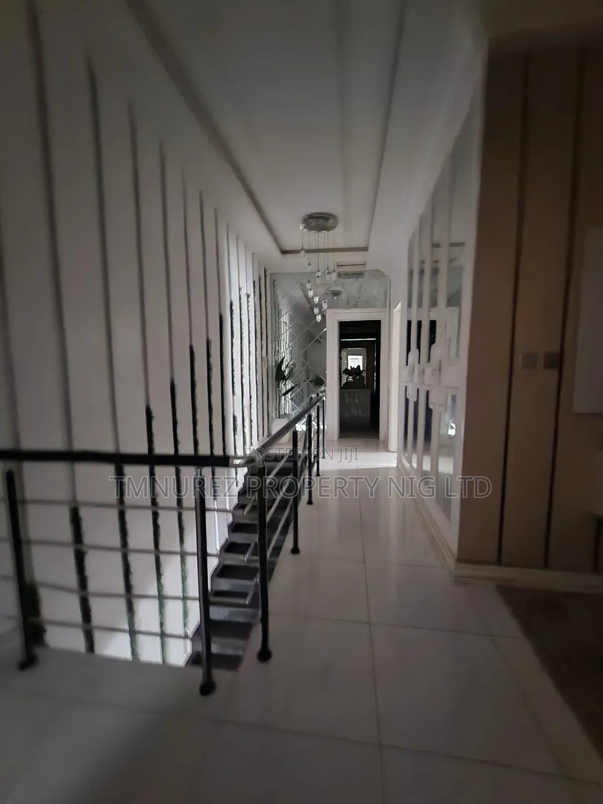 4bdrm Duplex in Nice Estate, Chevron for rent