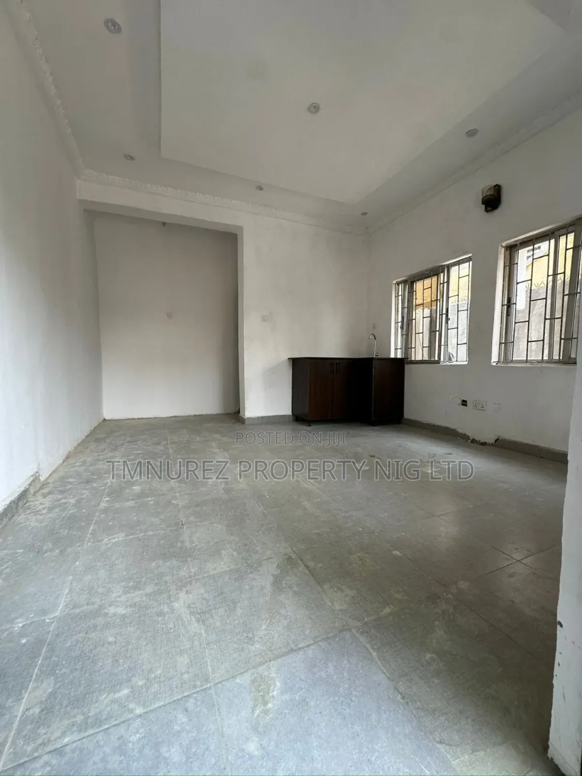 1bdrm Room & Parlour in Lekki Phase1 for rent
