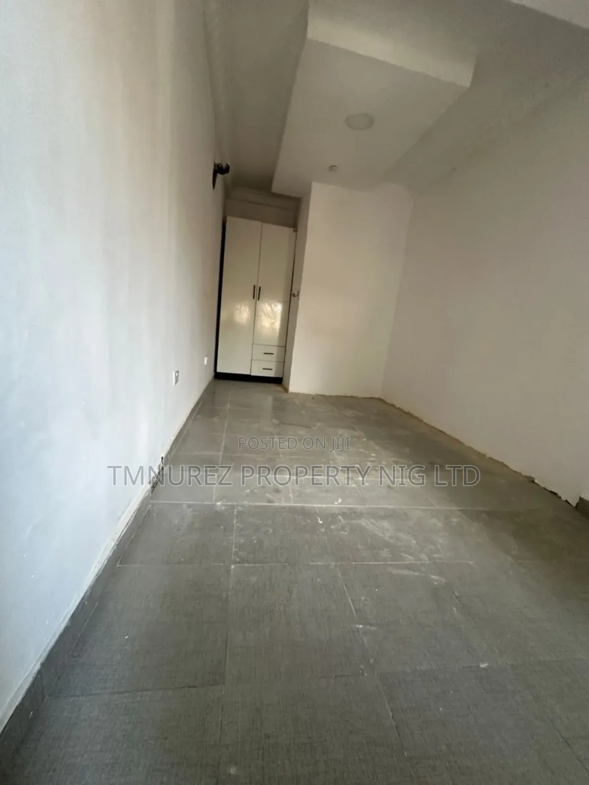 1bdrm Room & Parlour in Lekki Phase1 for rent