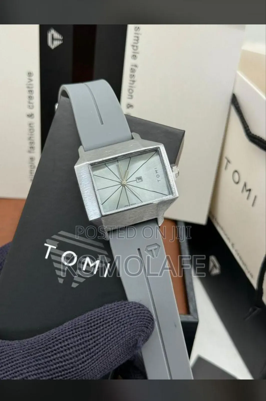 Tomi Rubber Square Face