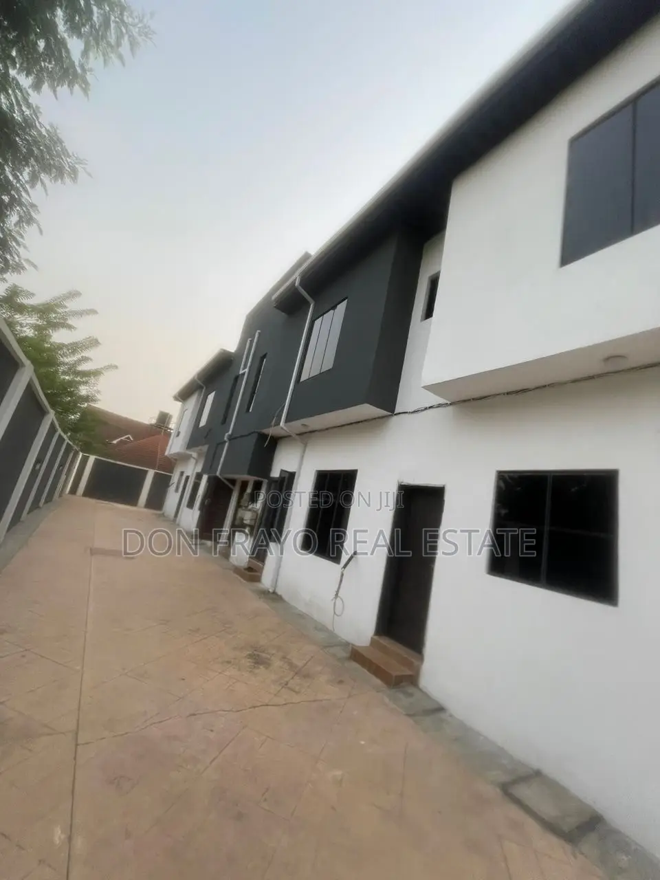 4bdrm Duplex in Ikolaba Gra, Agodi for sale