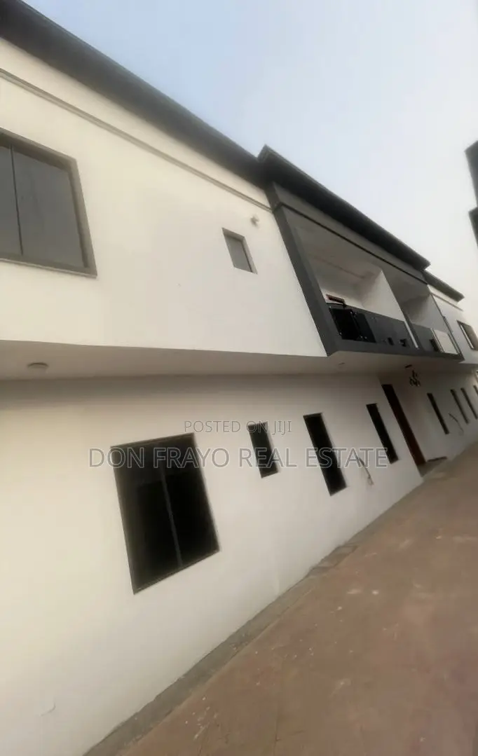 4bdrm Duplex in Ikolaba Gra, Agodi for sale