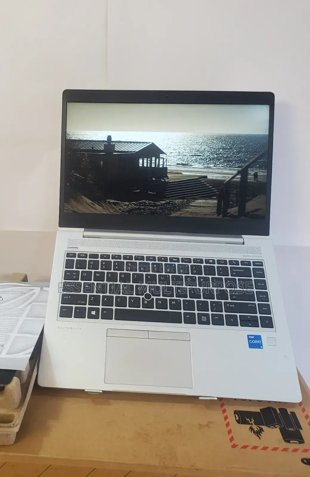 New Laptop HP EliteBook 840 G6 8GB Intel Core I5 SSD 512GB