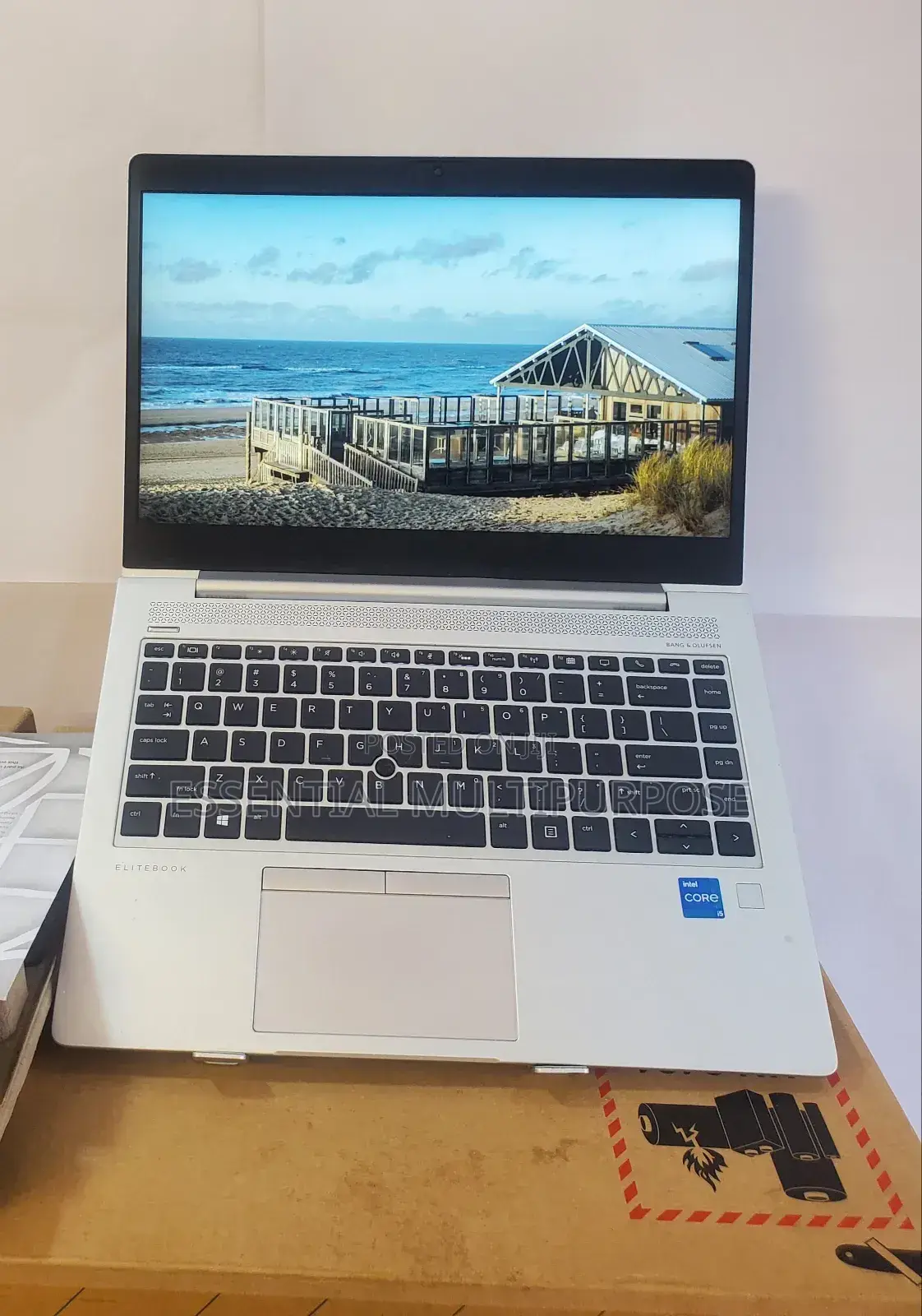 New Laptop HP EliteBook 840 G6 12GB Intel Core I5 SSD 512GB