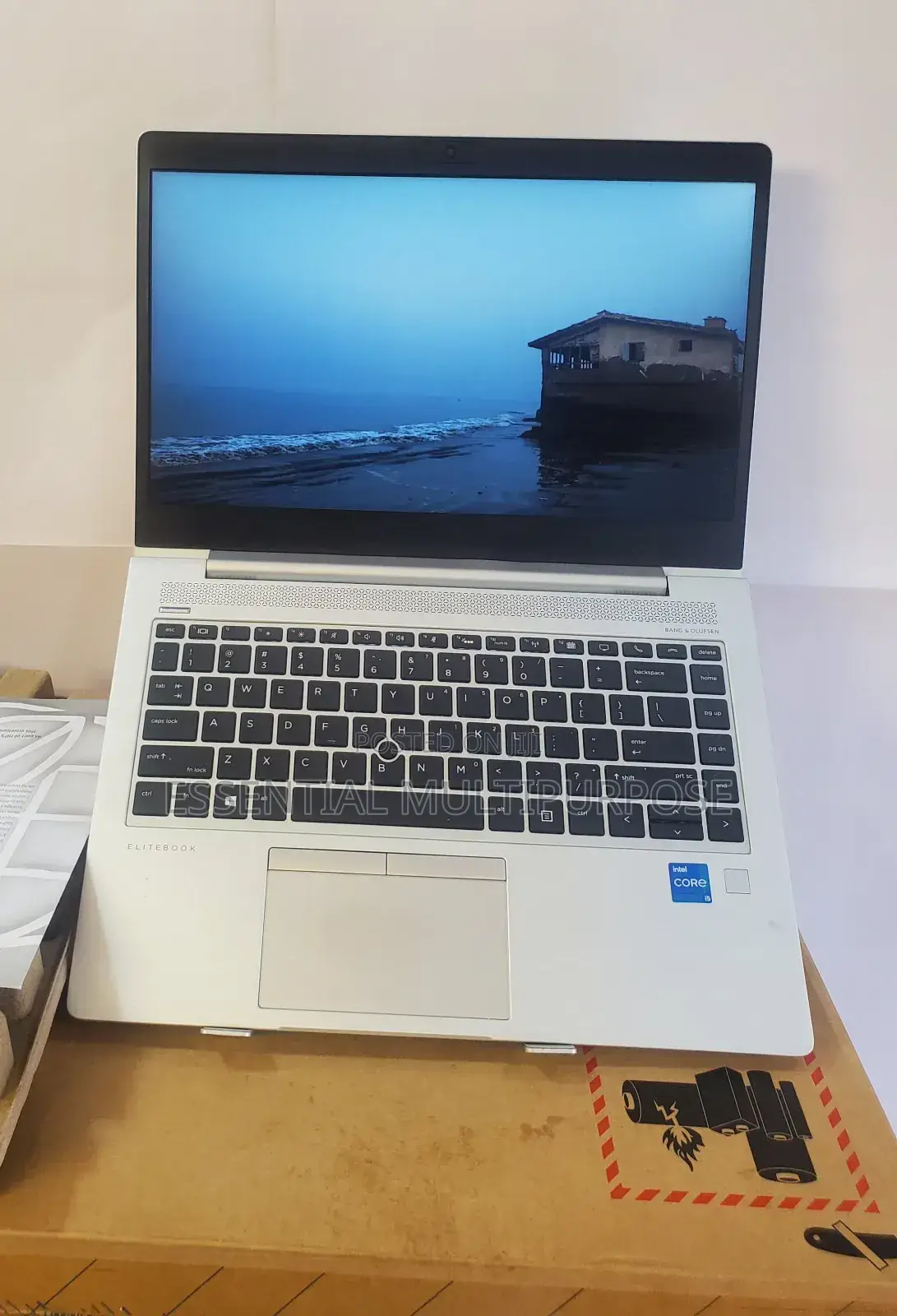 New Laptop HP EliteBook 840 G6 16GB Intel Core I5 SSD 512GB