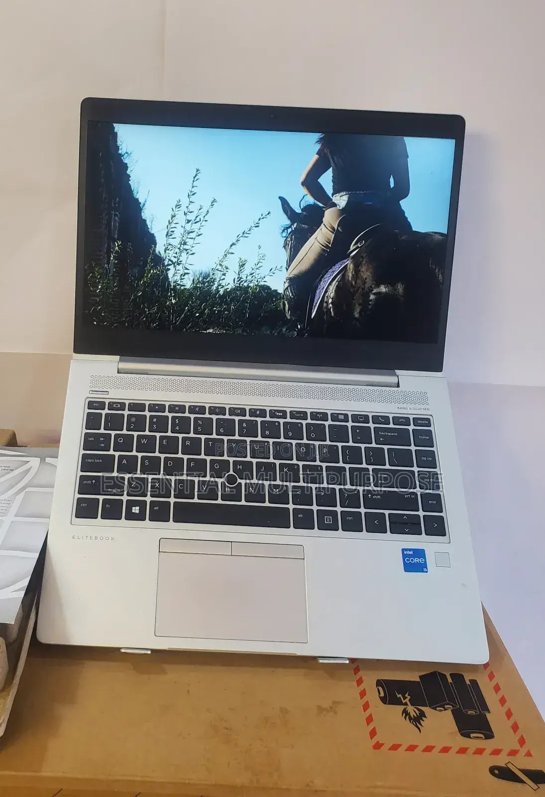 New Laptop HP 430 G5 16GB Intel Core I5 SSD 512GB
