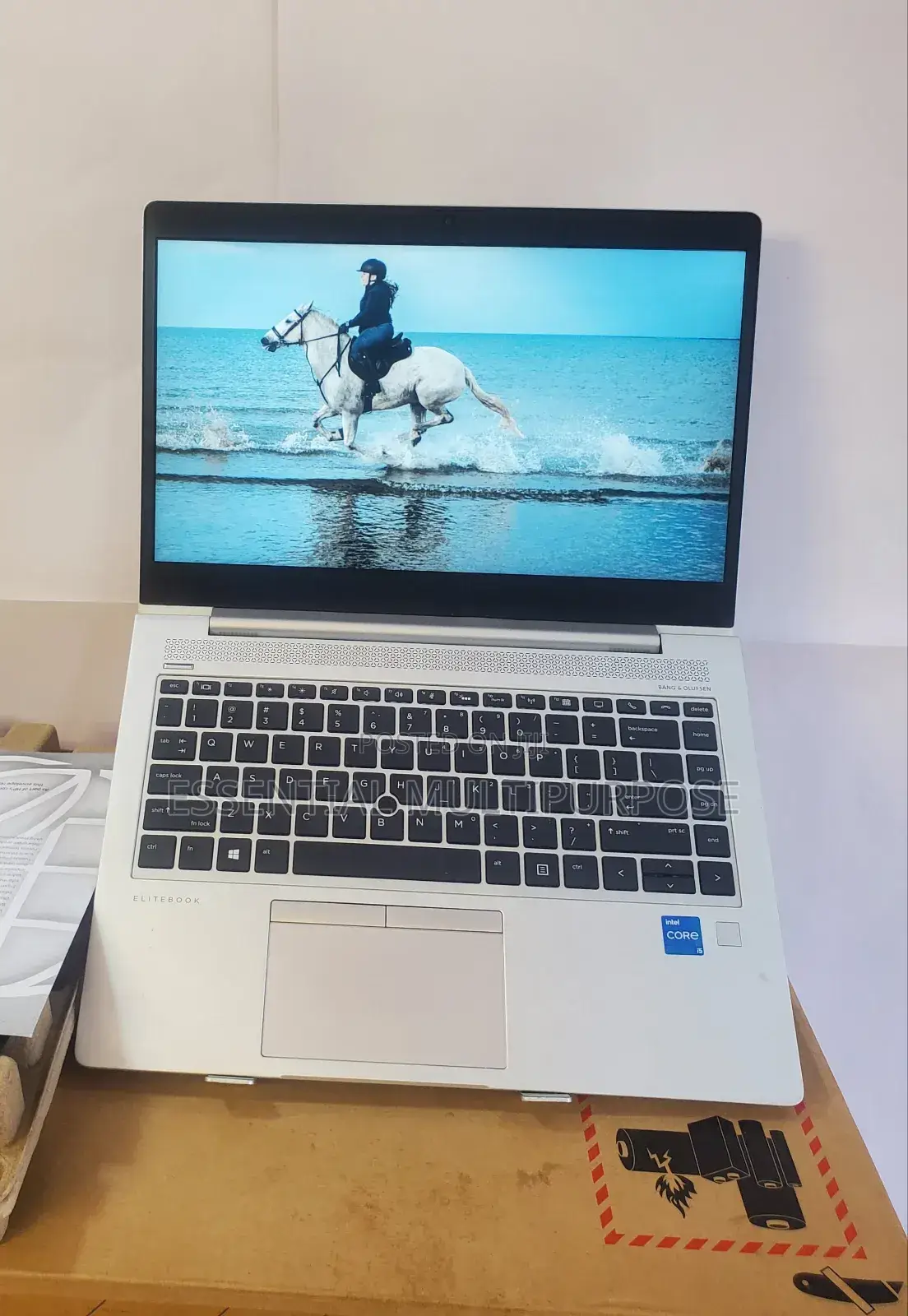 New Laptop HP ProBook 430 G5 8GB Intel Core I5 SSD 1T