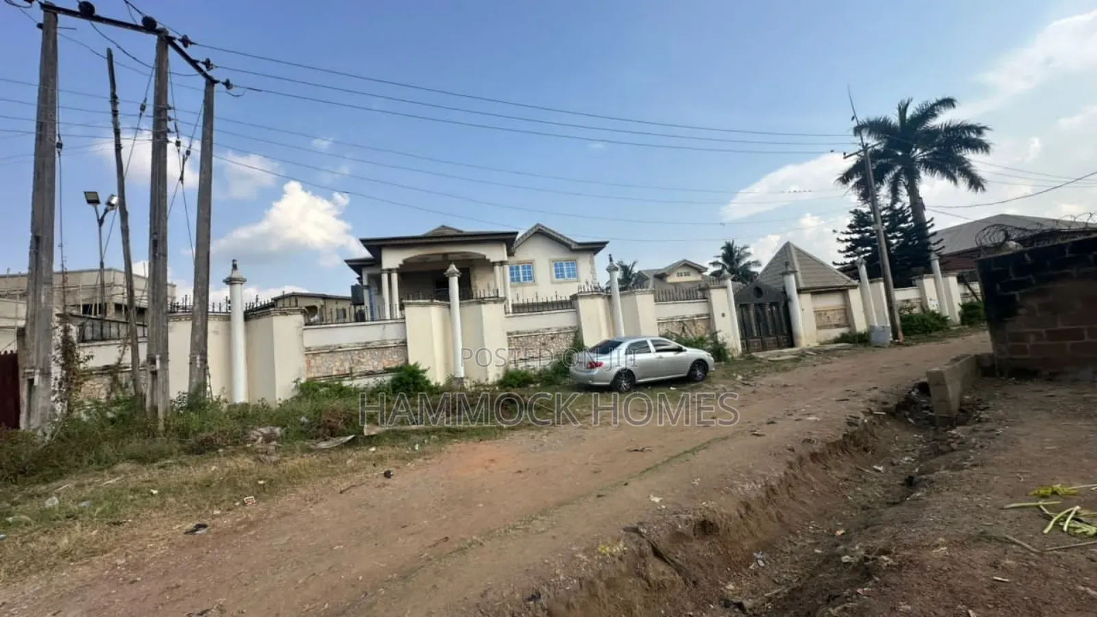 5bdrm Duplex in Salawu Estate, Agodi for sale