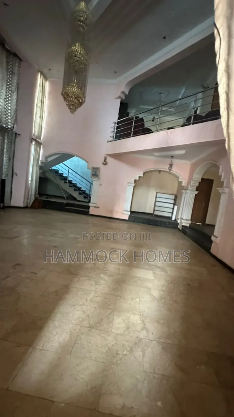 5bdrm Duplex in Salawu Estate, Agodi for sale