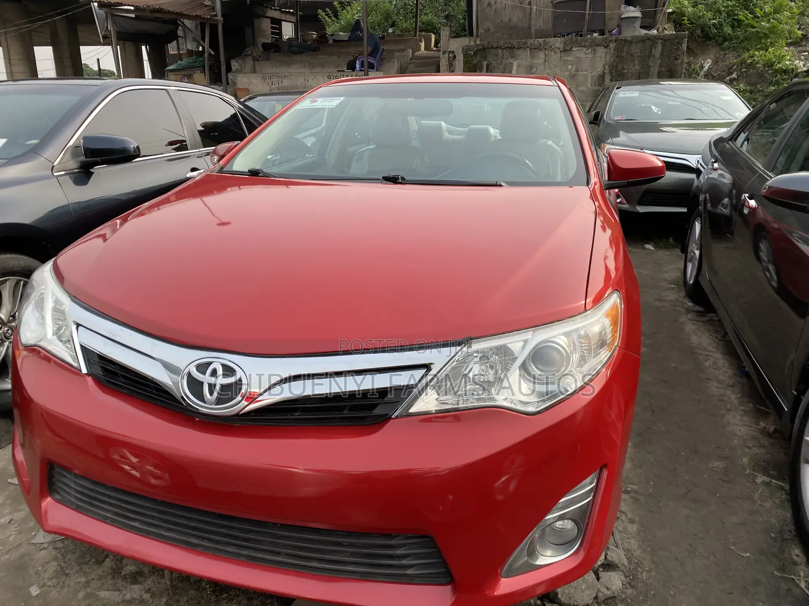 Toyota Camry XLE 4dr Sedan (2.5L 4cyl 6A) 2012 Red