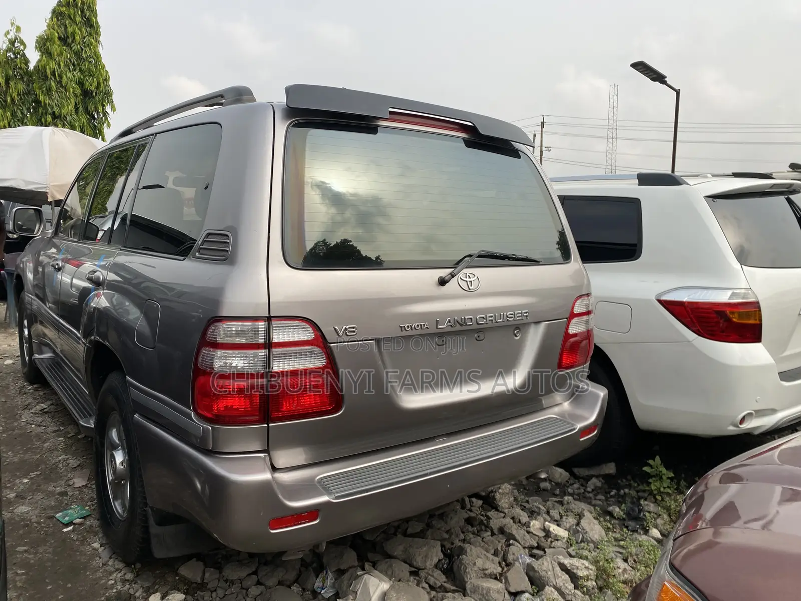 Toyota Land Cruiser 2005 Gold