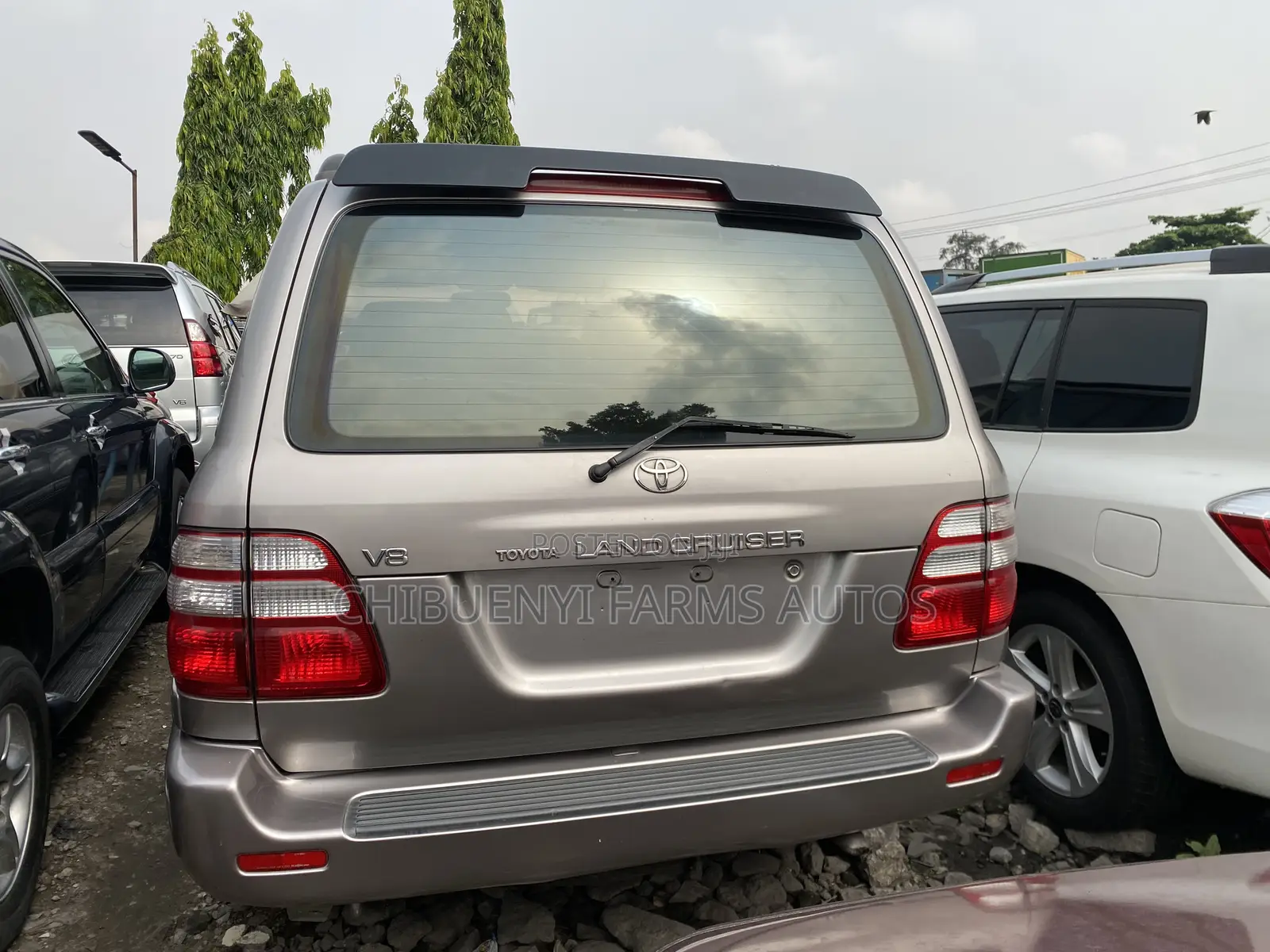 Toyota Land Cruiser 2005 Gold