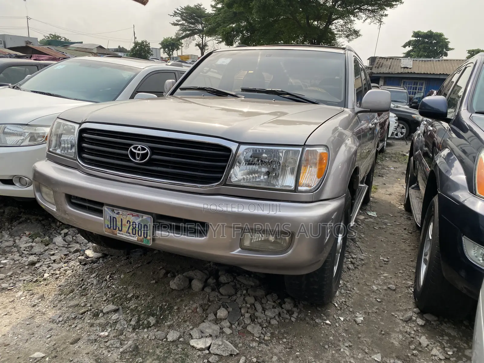 Toyota Land Cruiser 2005 Gold