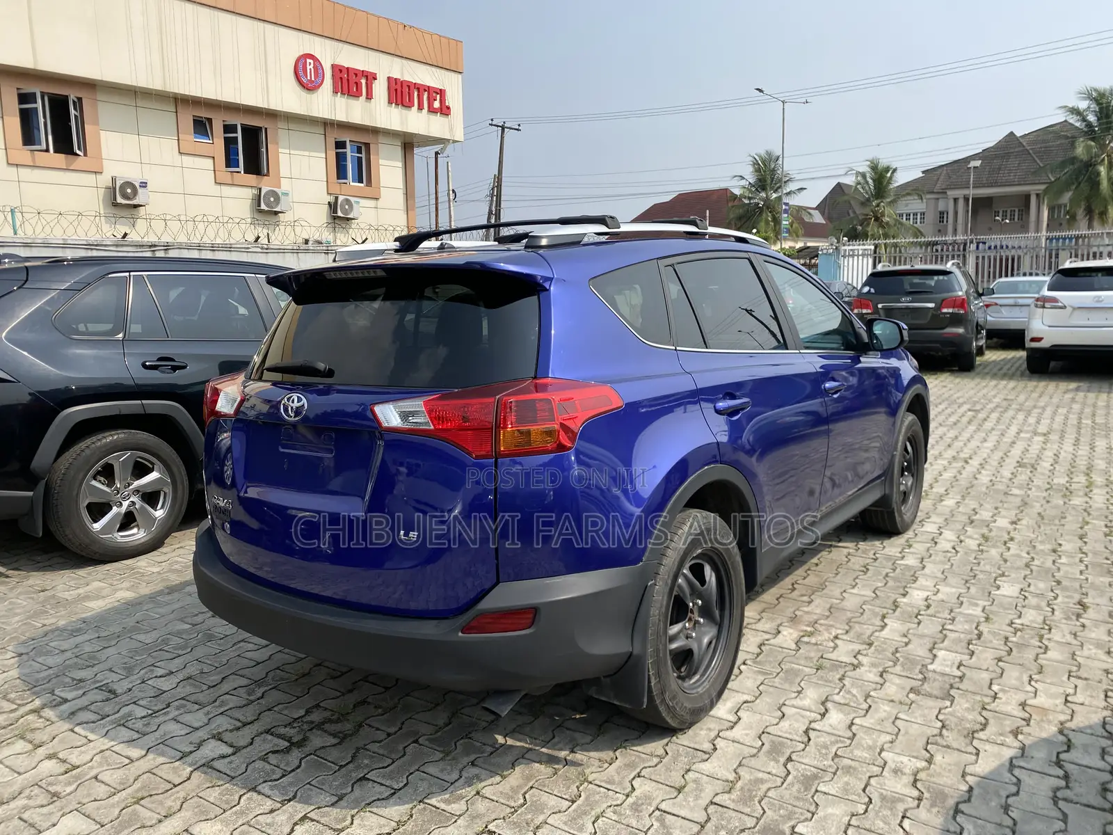Toyota RAV4 LE 4dr SUV (2.5L 4cyl 6A) 2015 Blue