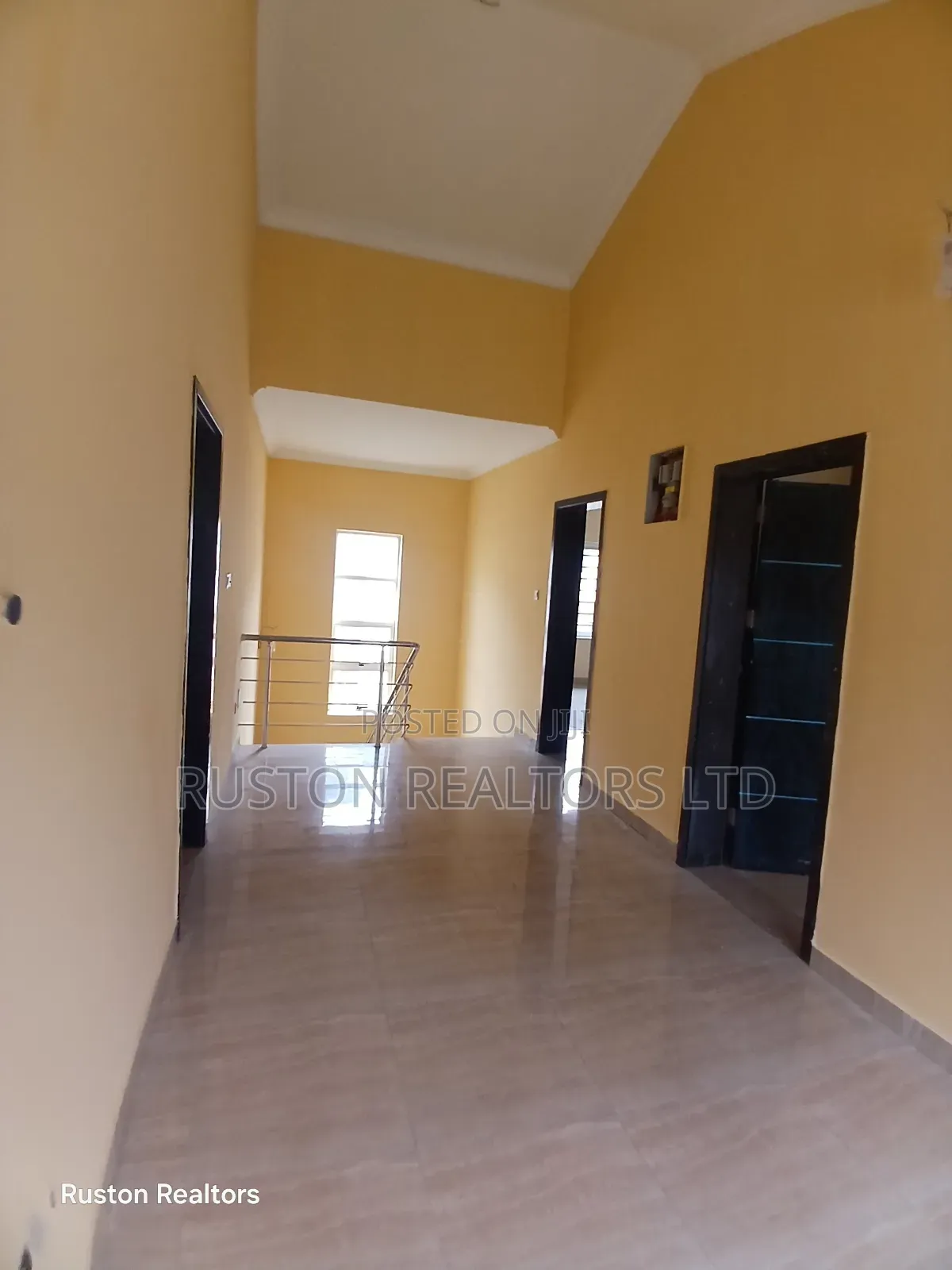 4bdrm Duplex in Ibadan for sale