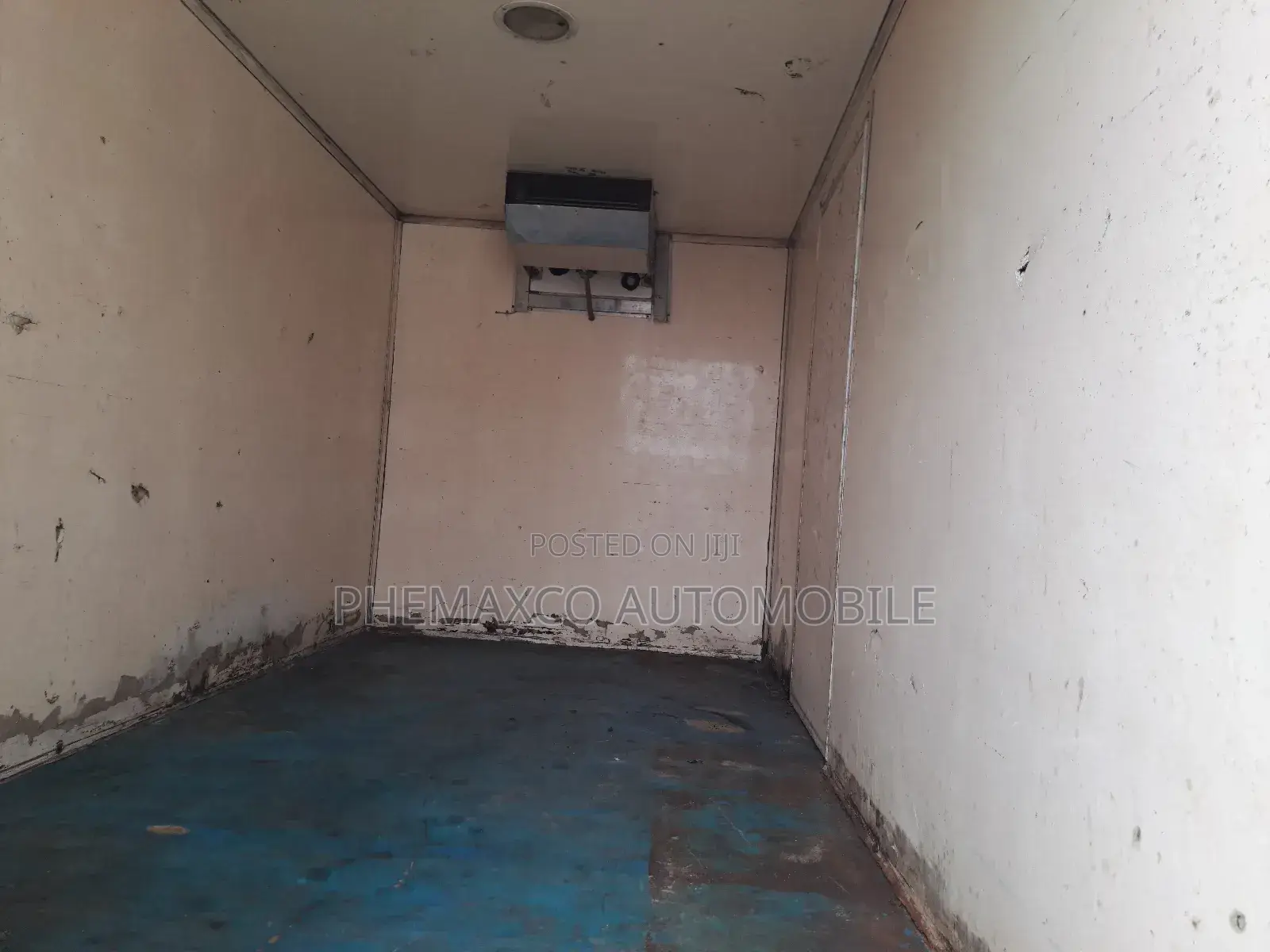 Nissan Cabstar Cooling Van