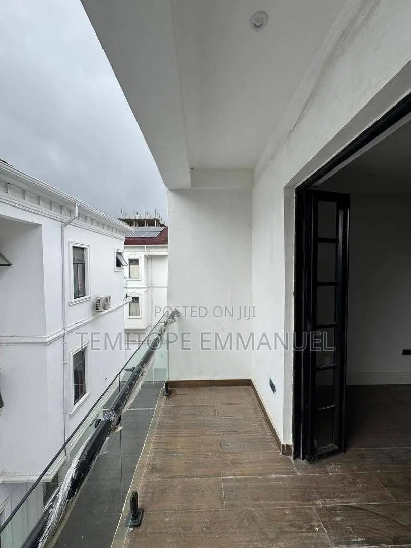Furnished 4bdrm Duplex in Banana Island Estate, Ikoyi for sale