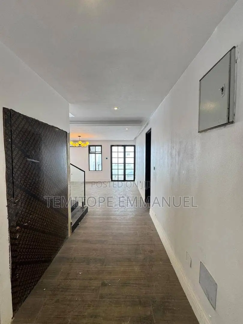Furnished 4bdrm Duplex in Banana Island Estate, Ikoyi for sale
