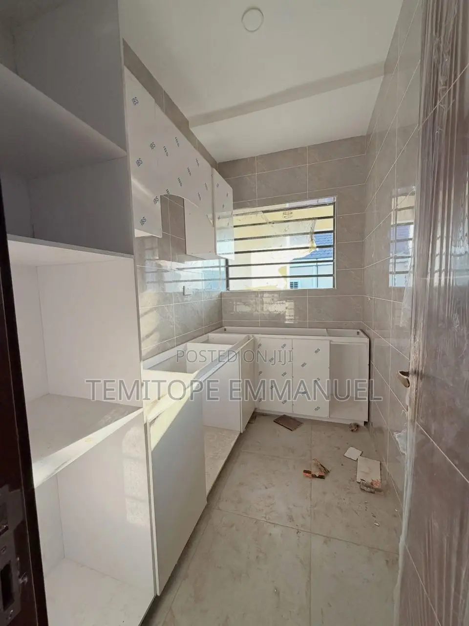 Furnished 2bdrm Apartment in Surulere for sale
