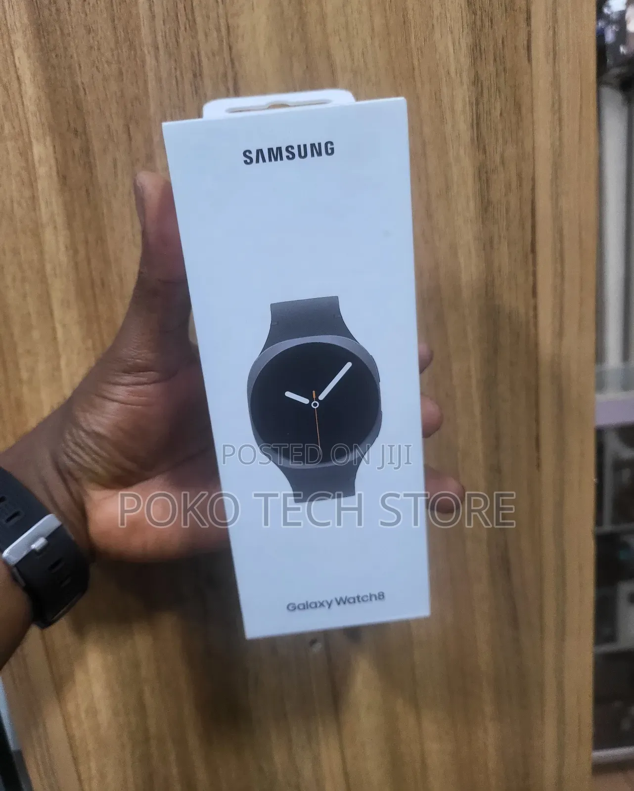 Samsung Galaxy Watch8 Smartwatch.